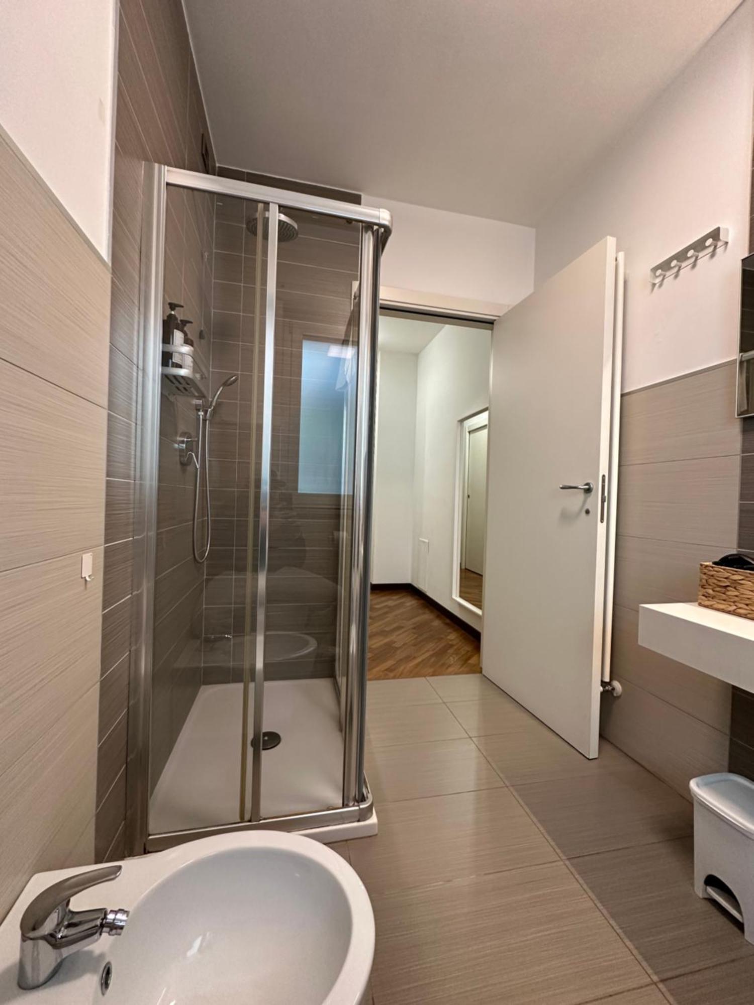 Apartamento La Casa Di Yasmin_Pescara Centro Exterior foto